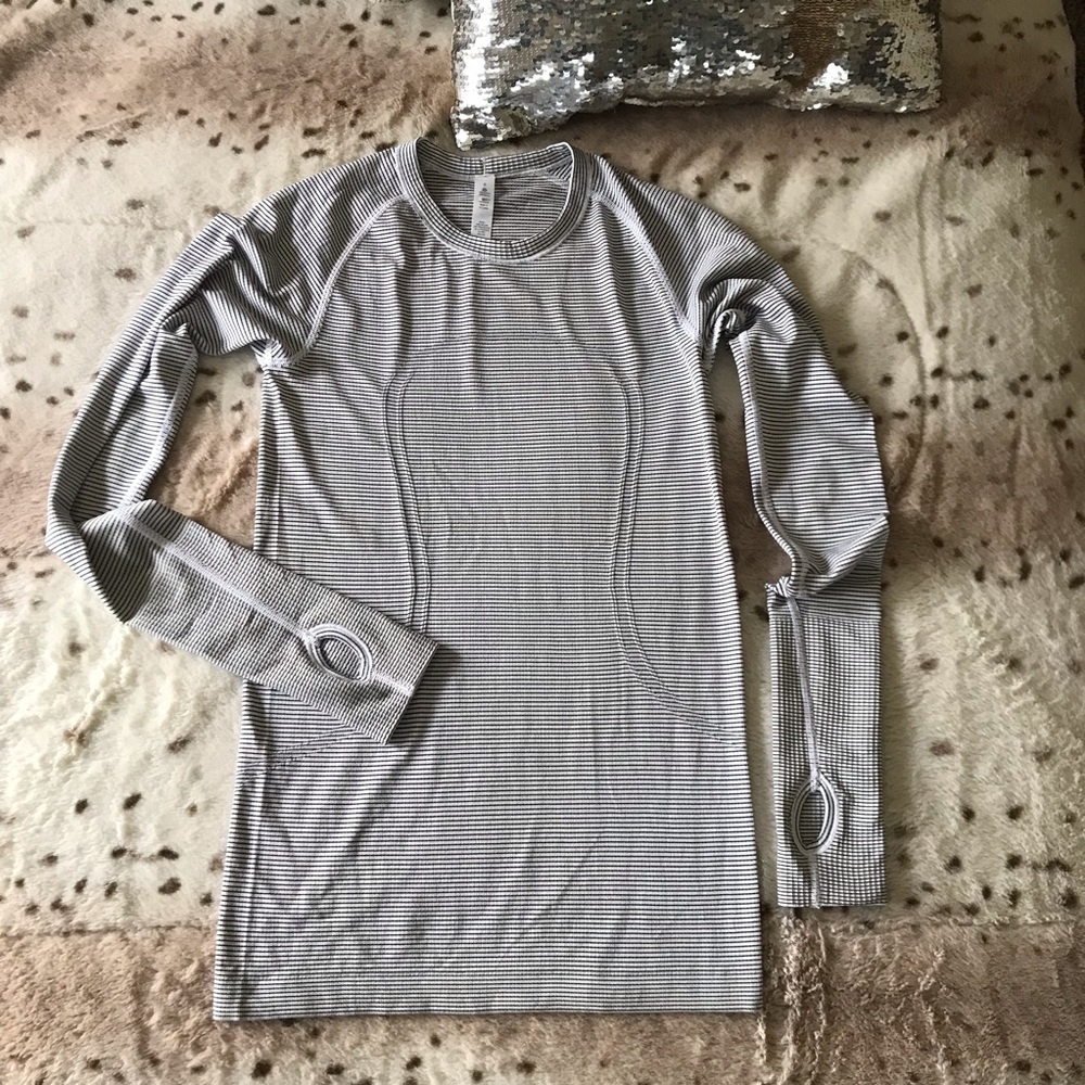 Lululemon Athletica Top  Swiftly Tech Long Sleeve